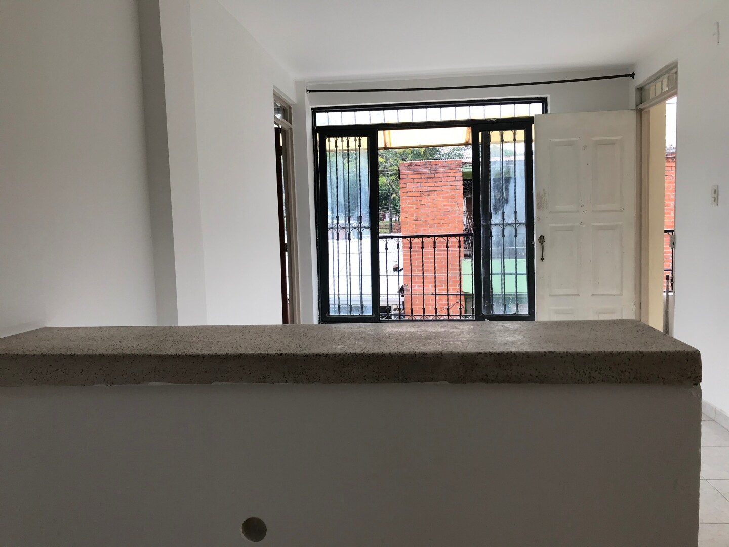 APARTAESTUDIO EN ARRIENDO. APARTA-ESTUDIO 302 BARRIO PEDREGAL.